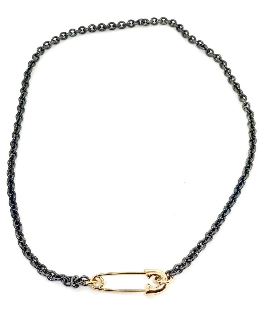14 kt Gold Safety Pin Necklace